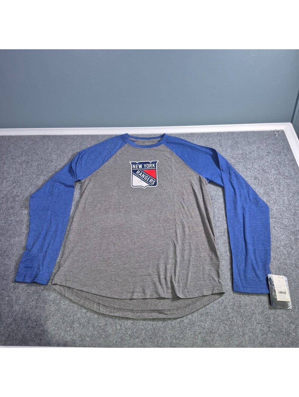NEW New York Rangers Long Sleeve T-Shirt Official NHL Size LG Soft